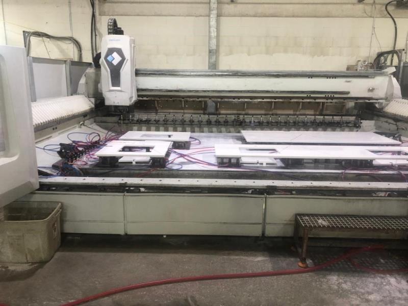 Denver #Quota-Tech-4200, CNC Work Center, 165.3" X, 96.4" Y, 20.4" Z, 12.5 HP spindle, 10000 RPM, 2020 - Image 2