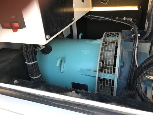 31 KW Multiquip #DCA40SSKU, trailer mounted diesel generator, sound attenuated enclosure, 992 hours, 2013 - Image 4