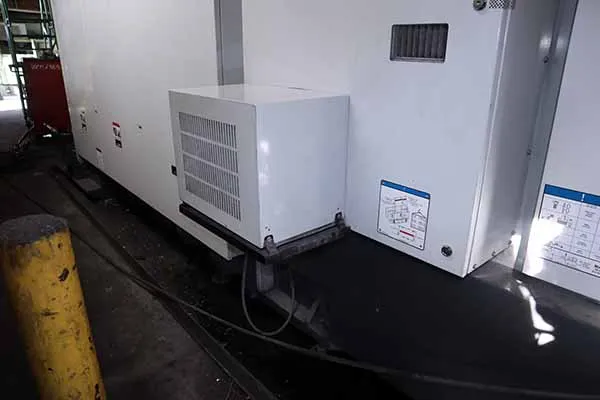 Haas #ST-40, 34.5" swing, 15" chuck, 4" bar, 44" centers, A2-8, 2400 RPM, 40 HP, 2019 - Image 4