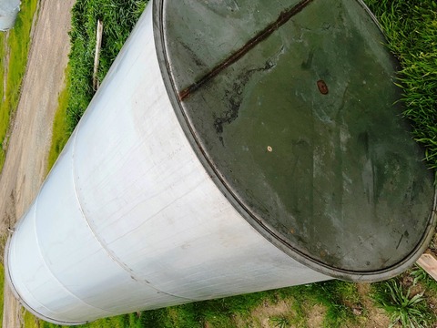 2400 gallon Stainless Steel single wall storage tank, 5' 6" dia. x 14' H, cone top, flat bottom - Image 4