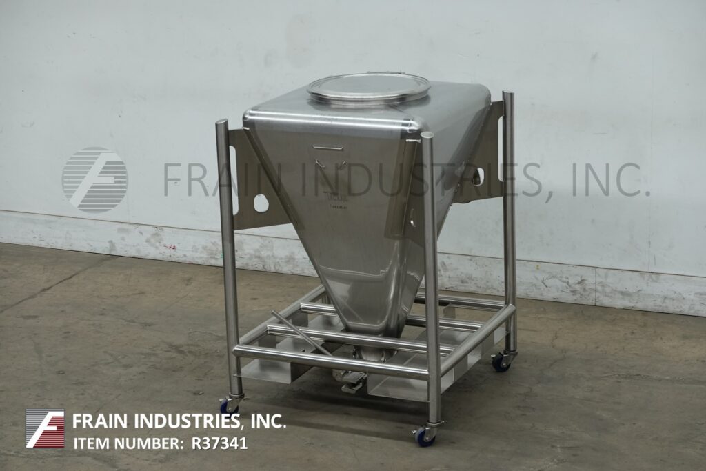 7 cu.ft., Tote Systems, 316 Stainless Steel tote / bin, 30" L x 30" W x 44" D vessel, 18" dia manway w/clamp - Image 5