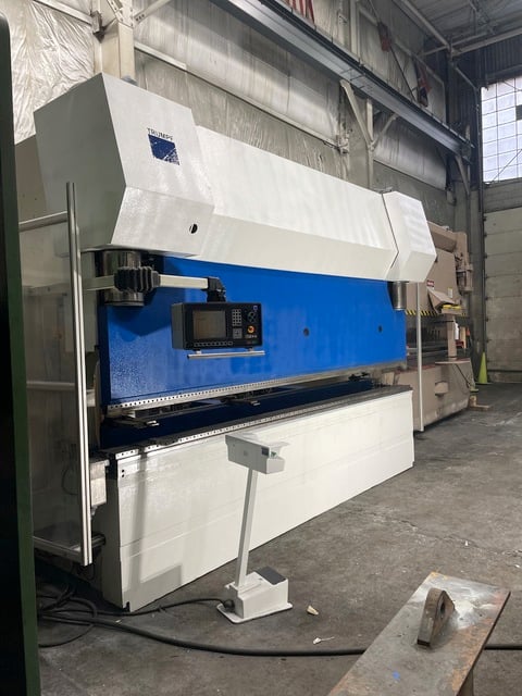 352 Ton, Trumpf #Trumabend-V320, CNC hydraulic press brake, 14' overall, 145" between housing, 14" stroke - Image 1