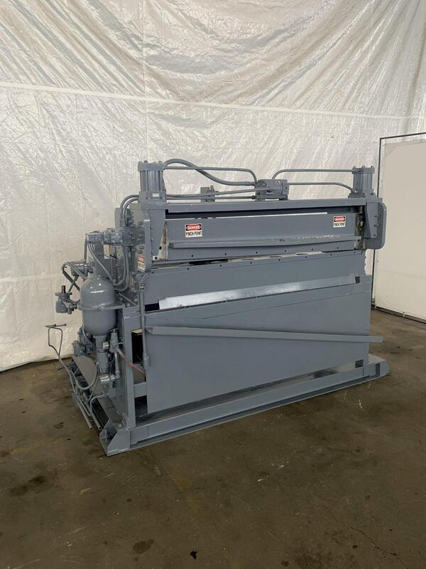 .08" x 72" Paxson Crop Shear, straight blade design, entry driven edge guides - Image 1