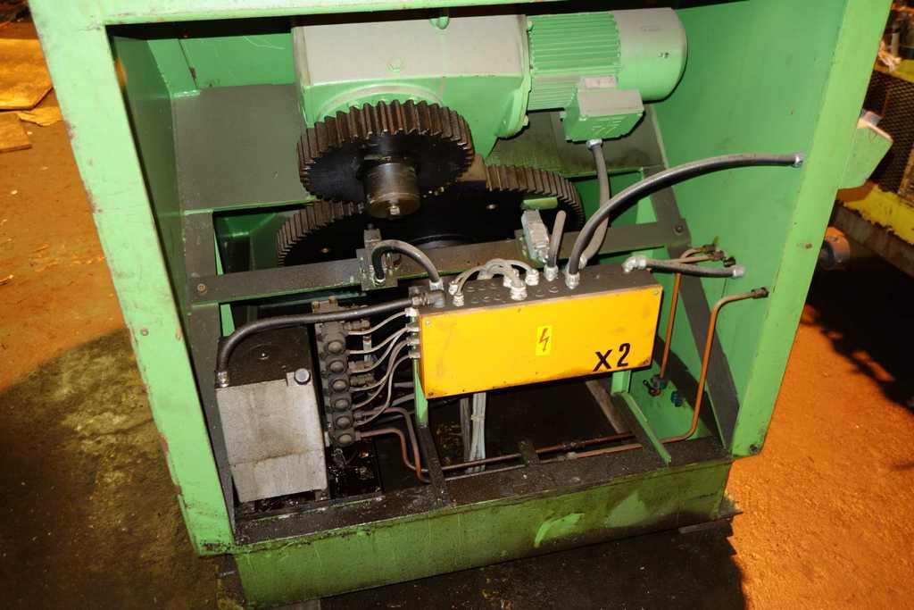 4000 lb. Georg, uncoiler, 10" width mandrel, 16"-20" ID, hydraulic expansion - Image 5
