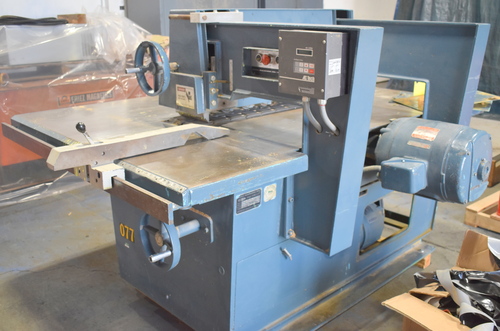 Diehl #SL-50, straight line rip saw with adjustable infeed speed controller - Image 9