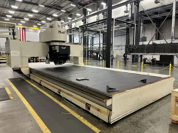 Cincinnati #SFTL, CNC flatbed tape laying machine for composites etc, 2013 - Image 2