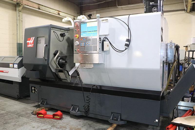 Haas #DS-30SS, CNC lathe, 31.7" swing, 2.44" bore, A2-6, 12 turret, rigid tap, sub spindle, barfeed, 2012 - Image 4