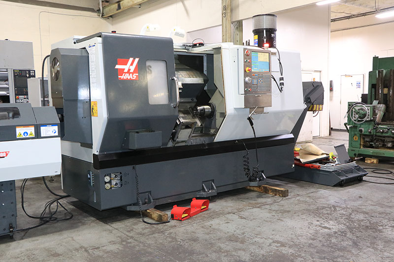 Haas #DS-30SS, CNC lathe, 31.7" swing, 2.44" bore, A2-6, 12 turret, rigid tap, sub spindle, barfeed, 2012 - Image 5