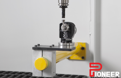 Onsrud #F144Q, CNC machining center, 5-Axis, 60" x 144" table, 160" X, 63" Y, 41" Z, 12 HP, 20000 RPM, 6 side - Image 9