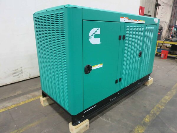100 KW Cummins #C100N6, Natural gas/propane generator set, 120/208 Volts,new, 2 yr warranty, 2023 - Image 2