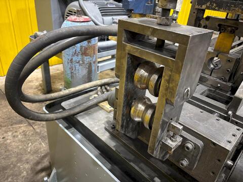 American Servo driven hydraulic flying cutoff shear with AMS Control, Stock 18161 - Image 9