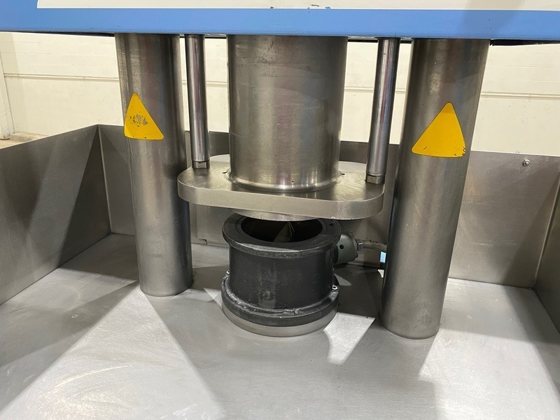 Dynetics #HL30, 6.25" Cyl. Dia, 30 GPM Displacemnt, 500 PSI Media, Media Chiller, 1997 - Image 5
