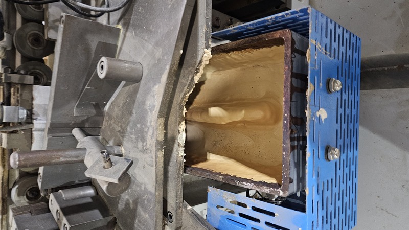 KDT #360, edge bander, 8 KW, 10-50mm panle thickness, 0.4-3mm edge thickness, 2009 - Image 4