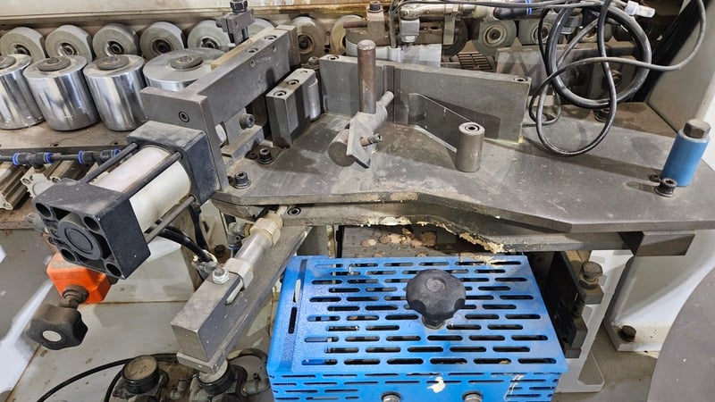 KDT #360, edge bander, 8 KW, 10-50mm panle thickness, 0.4-3mm edge thickness, 2009 - Image 5