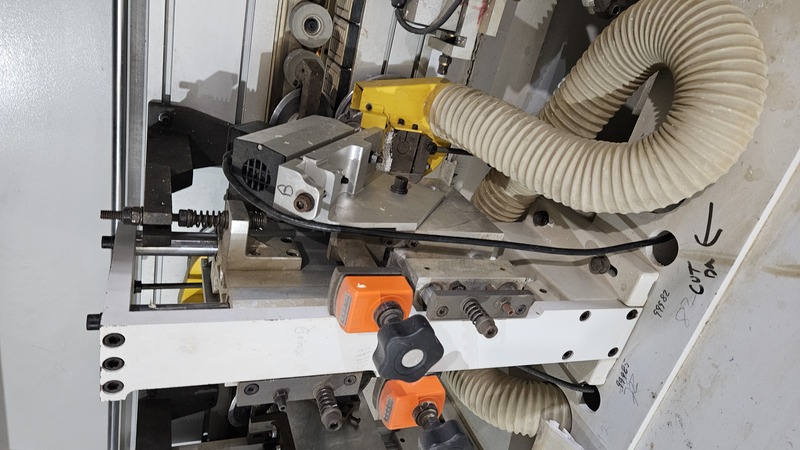 KDT #360, edge bander, 8 KW, 10-50mm panle thickness, 0.4-3mm edge thickness, 2009 - Image 7