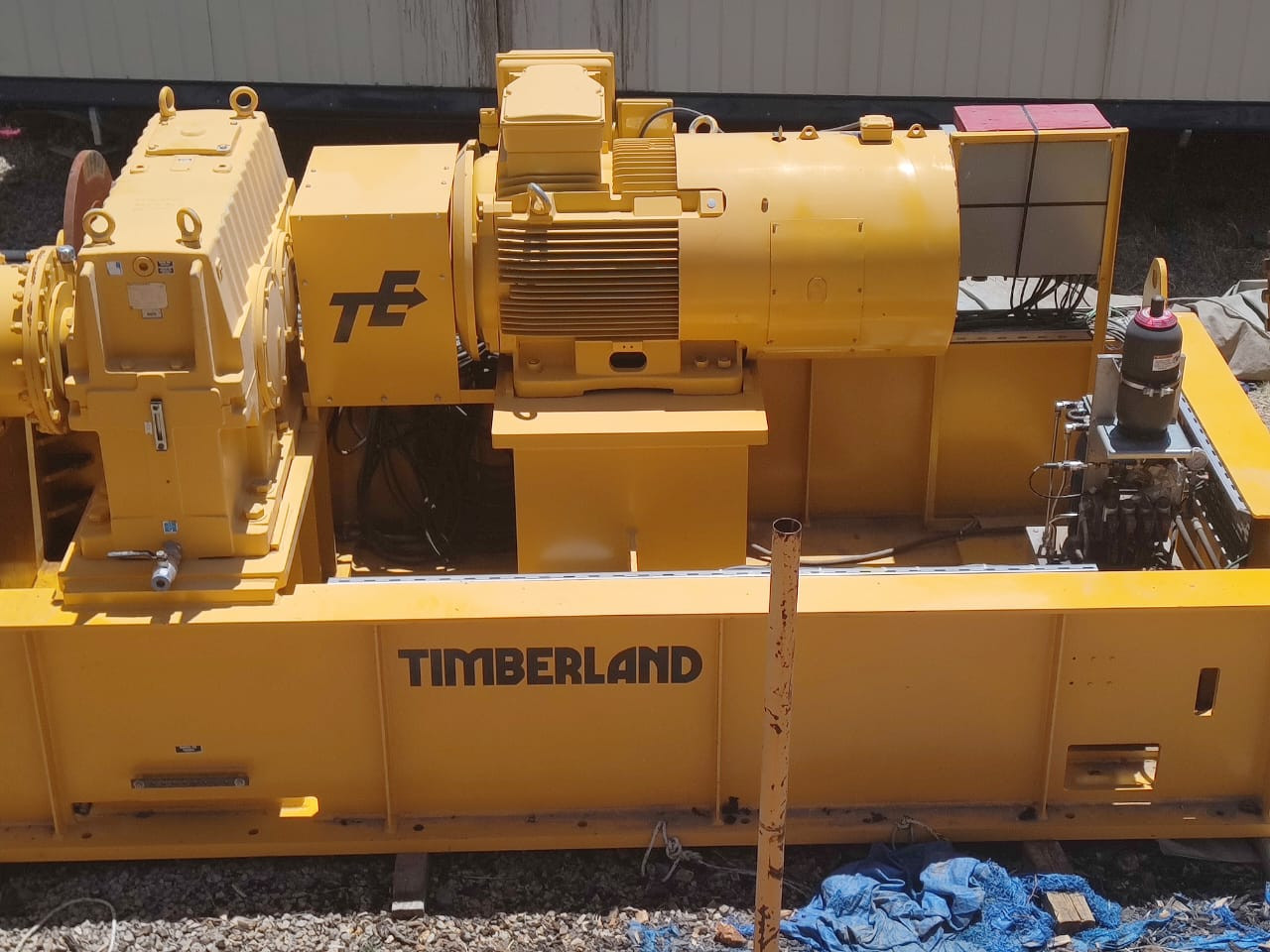 7.5 Ton, Timberland Mine Hoist, unused surplus, 15000 lb line pull, 2 drum balanced load over under, 48" dia. - Image 7