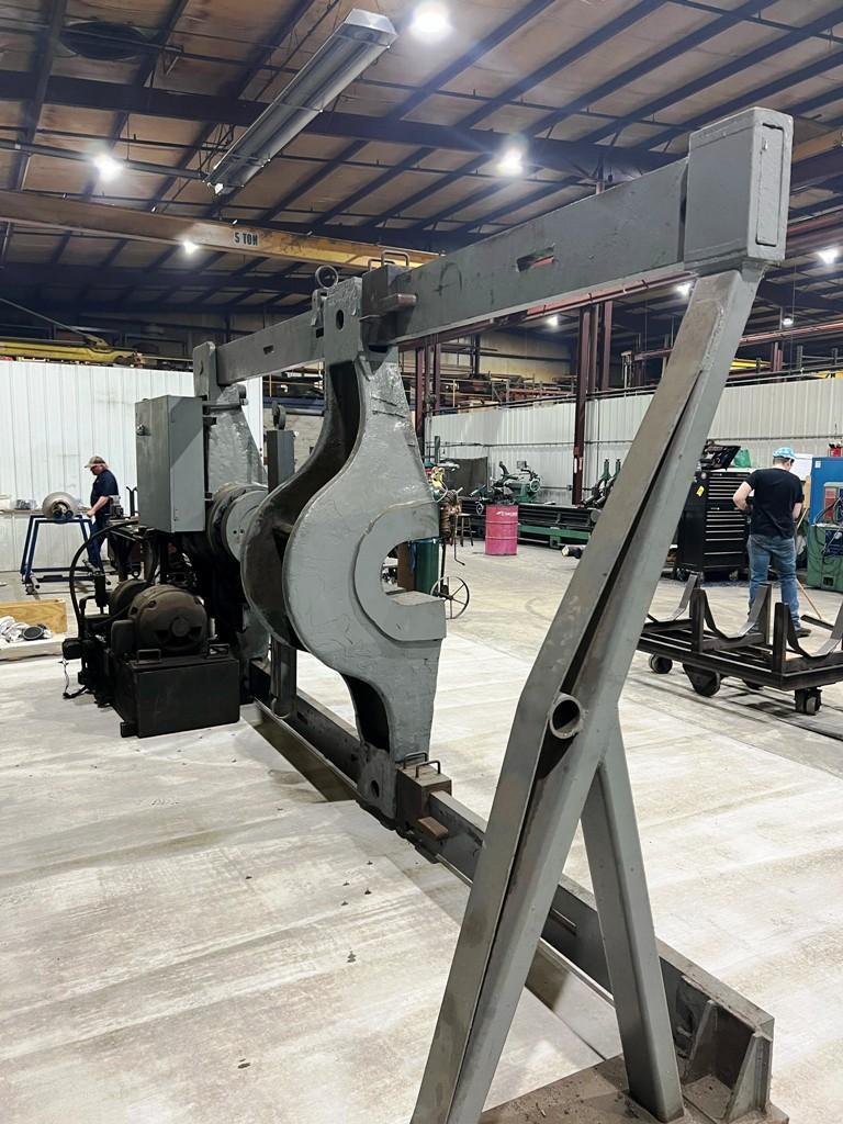 300 Ton, Watson Stillman #56R2039, horizontal wheel press, 7-1/2 HP, 15" stroke, 10' BH, 1955 - Image 1