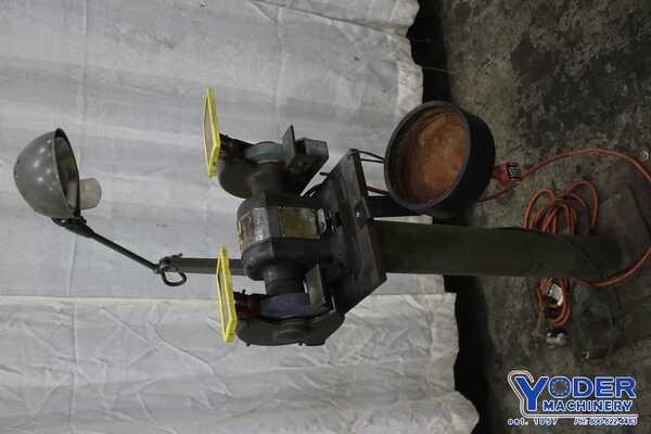 Craftsman #395, double end grinder, 8" dia x 1" width wheel, work light, 1/2 HP, #76298 - Image 6