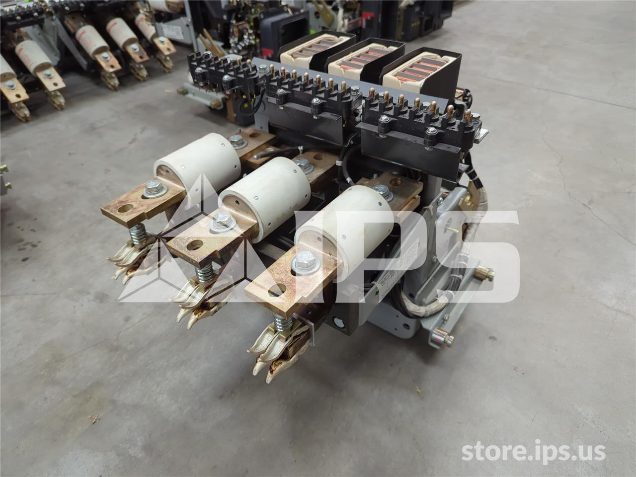 800 Amps GE Akru-7d-30s Eo/do (akru-_d-30s) 120 Volts AC Control, 240 Volts AC Close Coil, Ba, Bfi, 1600 Amps - Image 3