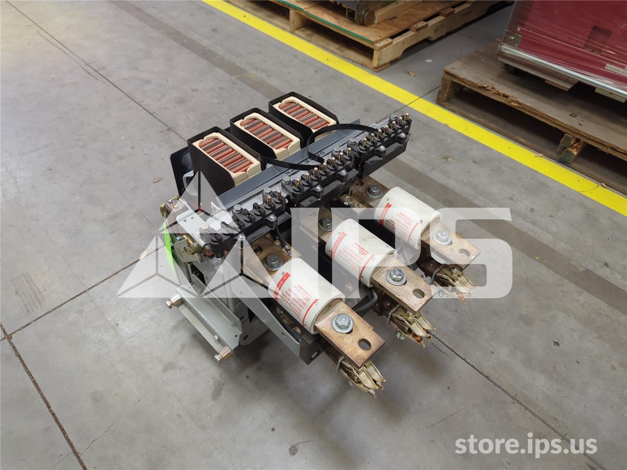 800 Amps GE Akru-7d-30s Eo/do (akru-_d-30s) 120 Volts AC Control, 240 Volts AC Close Coil, Ba, Bfi, 1600 Amps - Image 2