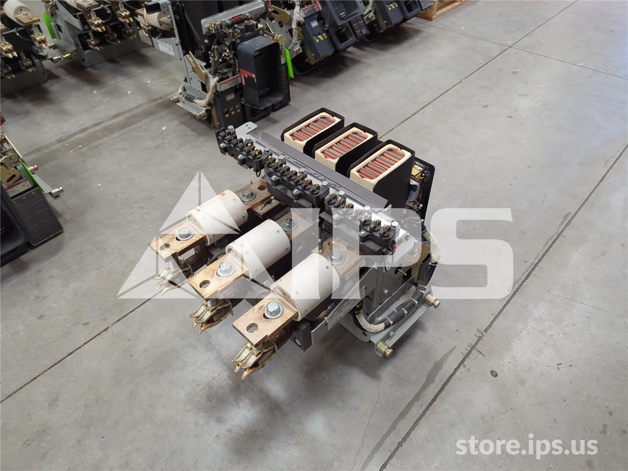 800 Amps GE Akru-7d-30s Eo/do (akru-_d-30s) 120 Volts AC Control, 240 Volts AC Close Coil, Ba, Bfi, 1600 Amps - Image 3
