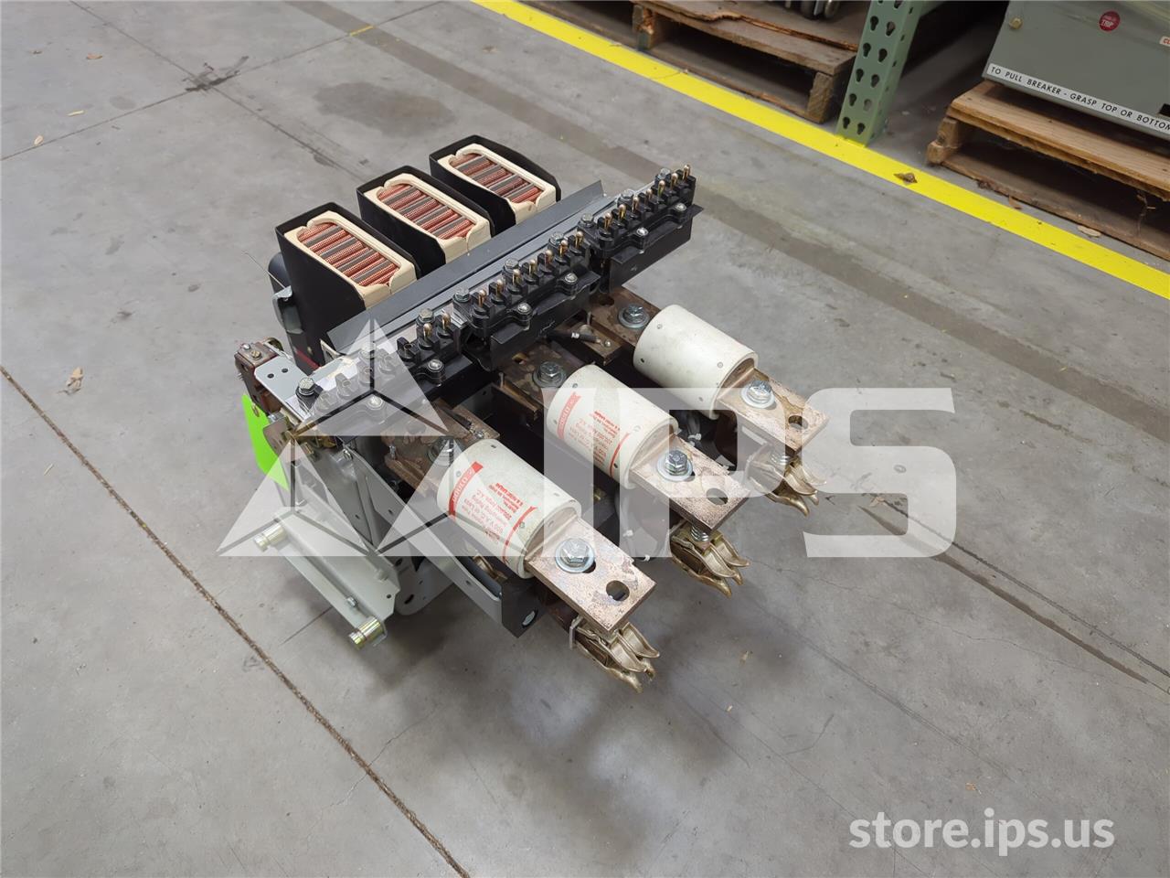 800 Amps GE Akru-7d-30s Eo/do (akru-_d-30s) 120 Volts AC Control, 240 Volts AC Close Coil, Ba, Bfi, 1600 Amps - Image 3