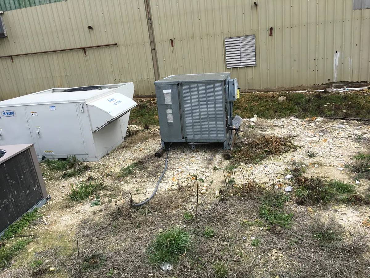 Krack KOZ061M2K, Hussmann Condensing Unit, A1 Defrost Kit, 0.5 HP - 1075 RPM, 2003 - Image 7