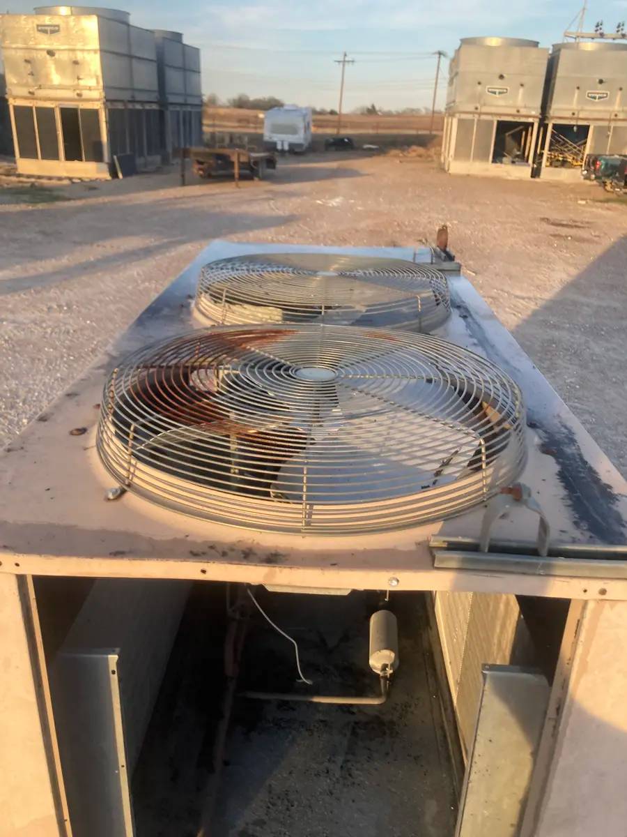 10 Ton, Drake Refrigeration Inc. PACT90S2-T4-HA, Air-Cooled Chiller w/Tank, R-22, (2) 0.5 HP - Image 7