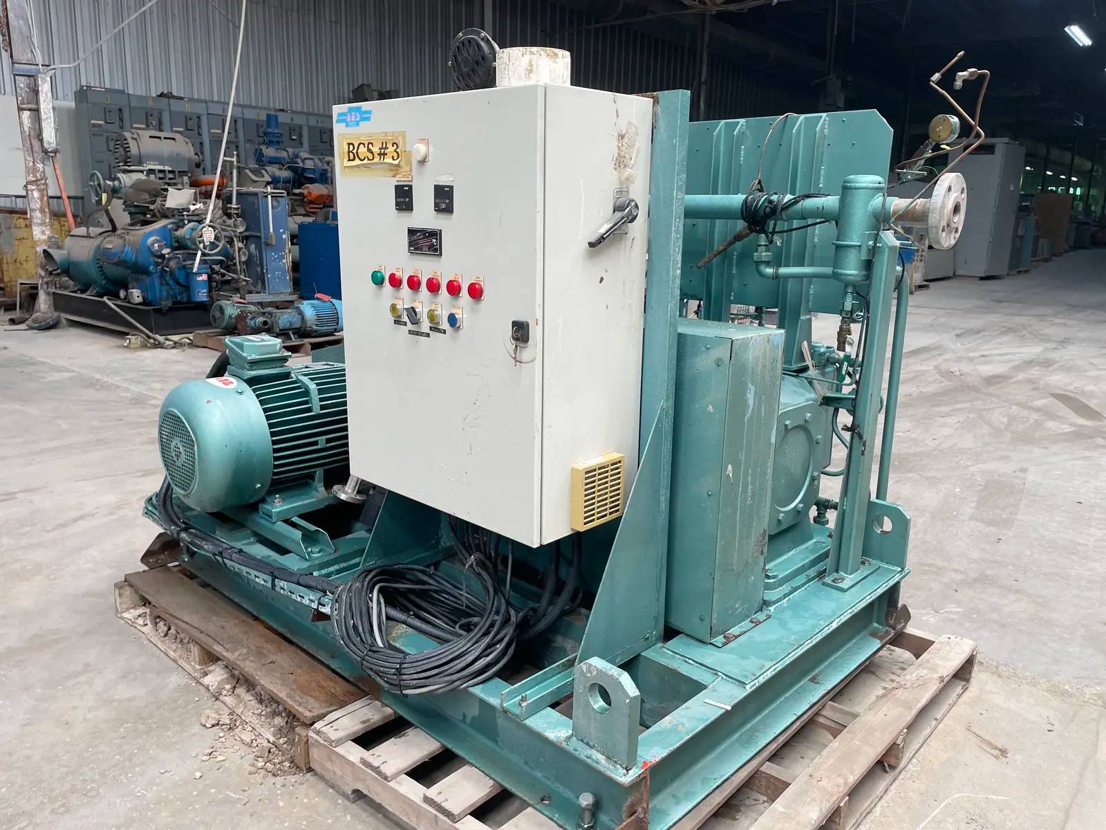 Burton Corblin P123-M82S, Reciprocating Gas Compressor, 30 HP Motor, Gas Refrigerant, 1990 - Image 9