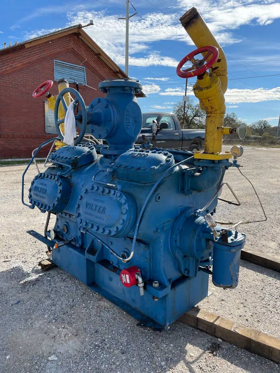 200 HP Vilter 4416, 16-Cylinder Reciprocating Compressor Package, Belt Driven, 460 V, 1200 RPM, 619 CFM - Image 4