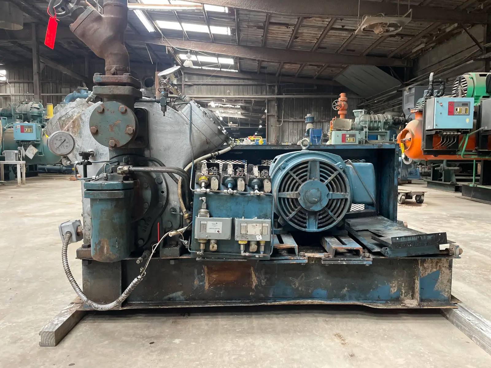 50 HP Vilter 454XL, 4-Cylinder Reciprocating Compressor, Belt Driven, 230/460 V, 1200 RPM, 199 CFM - Image 3