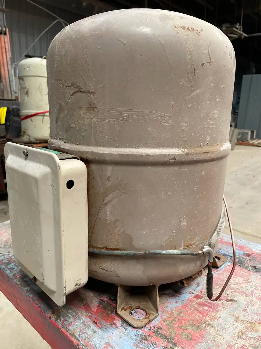 Trane 21CT88NR4A, Scroll Compressor, 380/460 V power supply, tested @ 300 PSI - Image 4