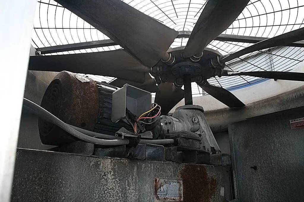 200 Ton, Marley ITA202DCA, Cooling Tower - Image 9