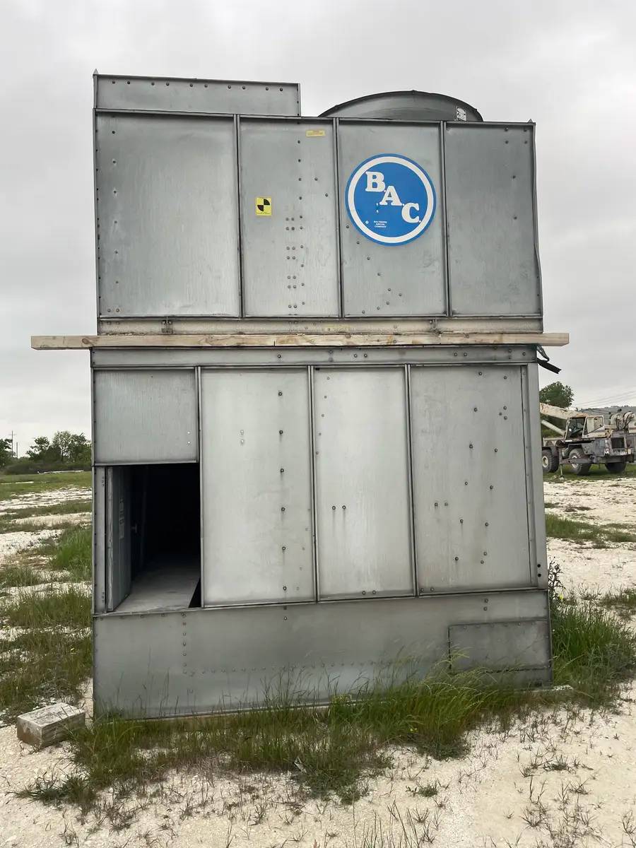 2360 Ton, BAC CXV-466, Evaporative Condenser, 10 HP Motors, 4 Tower Units, 14400 CFM - Image 5