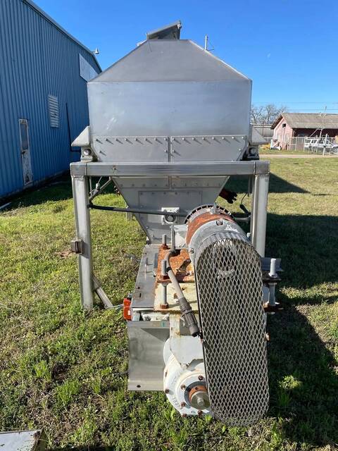 Custom, Stainless Steel Ice Storage Holding Bin & Conveyor, Screw Auger/Ice Dispenser, 1 HP, 48" x 48" x 9' - Image 5