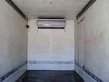 Thermo King KD II-50, Electric/Diesel Refrigerated Box, 20' L x 7 ' 0' width x 7' 6" H, 5/4.2 HP, 1990 - Image 6