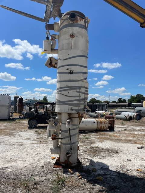 400 gallon H.A. Phillips & Co, Vertical Ammonia Intercooler, 32" diameter x 120" L Tank, 1990 - Image 5