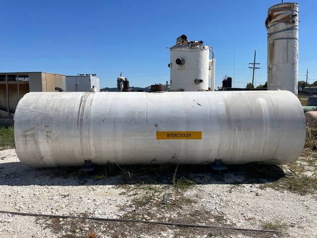 2185 gallon Precision Heat Exchanger Co, Horizontal Intercooler, 52" diameter x 203" L Tank, 1987 - Image 3