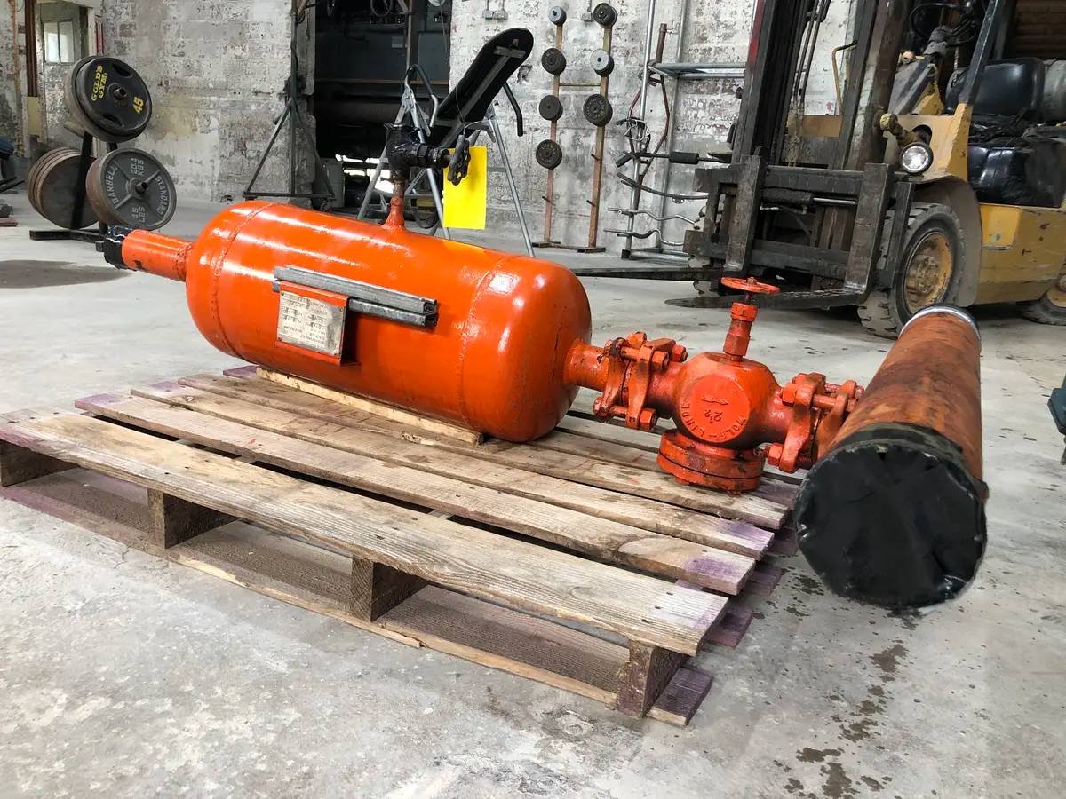 15 Gallons, R & Y, Horizontal Oil Separator, 12" diameter x 32" L Tank, 250 PSI @ 650F, 1990 - Image 4