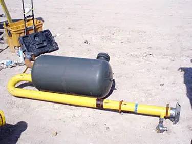 23 Gallons, Vilter, Vertical Oil Separator Tank, 15" diameter x 30" L Tank, 250 psi @ 400°F, 1962 - Image 3