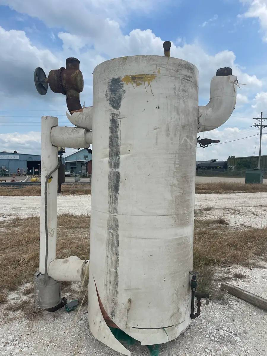 408 gallon E.L. Nickell C-3290, Vertical Ammonia Suction Trap, 40" diameter x 75" L Tank, 150 PSI @ 650 F - Image 10