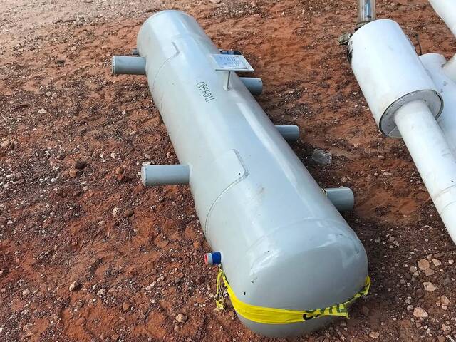 65 gallon Morfab Company, Unused Horizontal Ammonia Thermosyphon Vessel, 16" diameter x 74" L Tank, 250 PSI - Image 3