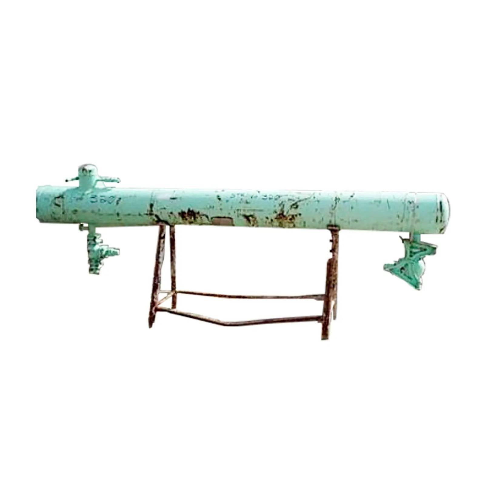 60 gallon Vilter, Horizontal Receiving Tank, 144" L x 14" width x 54" H, 250 psi @ 400 F - Image 2