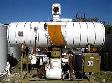 700 gallons, Frick, Horizontal Recirculating Tank, 38" diameter x 132" L Tank, 150 psi @ -20&deg;F to 200 &deg;F - Image 3