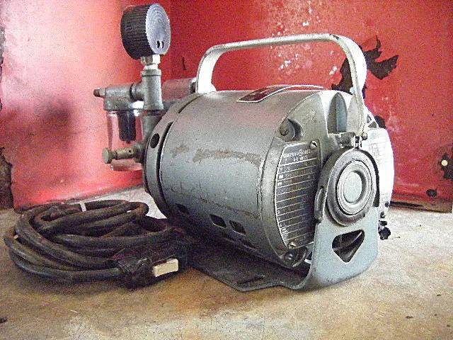Fenwal Laboratories #522, Vacuum Pump, 0.17 HP, 17.25 RPM, 0.25" inlet, 0.5" outlet - Image 5