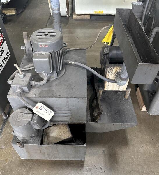 8" x 20" Okamoto #820N, 8" x20"magnetic chuck, 8" wheel, 15.6"under wheel, 3 HP, 1981 - Image 4
