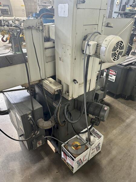 8" x 20" Okamoto #820N, 8" x20"magnetic chuck, 8" wheel, 15.6"under wheel, 3 HP, 1981 - Image 5