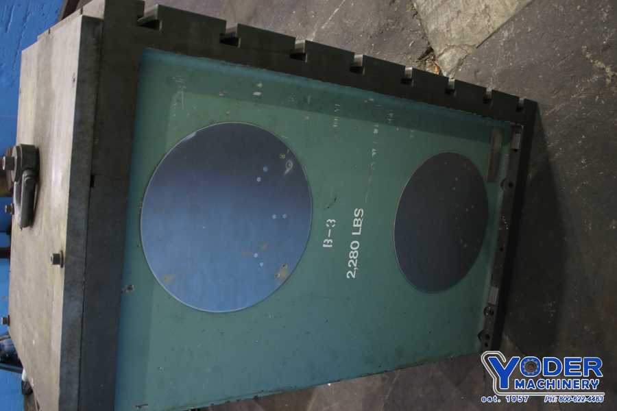 24" x 48" x 30" Giddings & Lewis T-slotted angle plates, stackable, cast iron, #75957 - Image 3