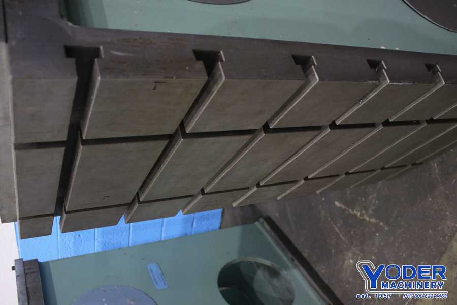 24" x 48" x 30" Giddings & Lewis T-slotted angle plates, stackable, cast iron, #75957 - Image 4