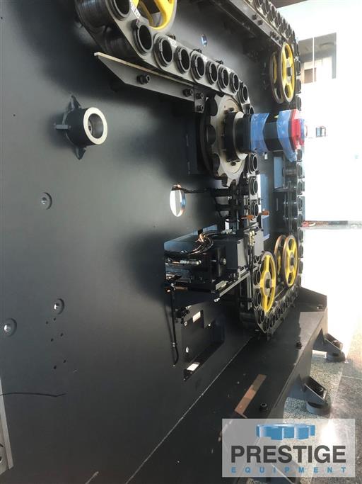 Averex #HS-550K, 31.5" X, 31.5" Y, 19.68" pallets, 0.001°, 60 automatic tool changer, Fanuc Oi-M, thru - Image 5